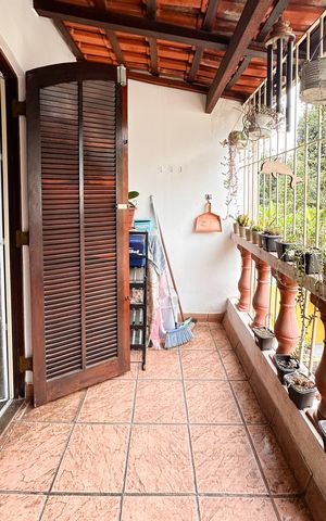 Casa à venda com 80m², 2 quartos e 1 vaga Casa à venda com 80m², 2 quartos e 1 vagaSacada do Quarto 2
