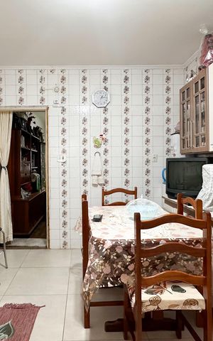 Casa à venda com 80m², 2 quartos e 1 vaga Casa à venda com 80m², 2 quartos e 1 vagaCozinha