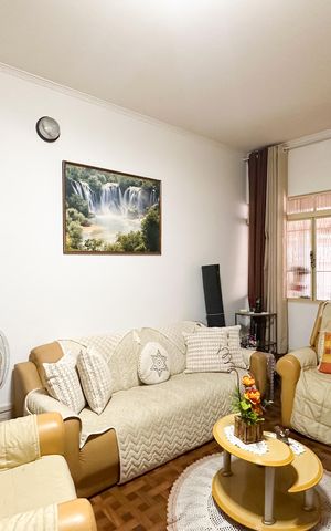 Casa à venda com 80m², 2 quartos e 1 vaga Casa à venda com 80m², 2 quartos e 1 vagaSala