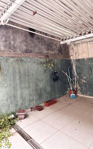 Casa à venda com 80m², 2 quartos e 1 vaga Casa à venda com 80m², 2 quartos e 1 vagaQuintal