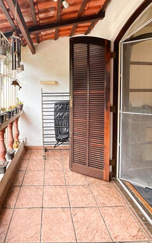 Casa à venda com 80m², 2 quartos e 1 vaga Casa à venda com 80m², 2 quartos e 1 vagaSacada do Quarto 2