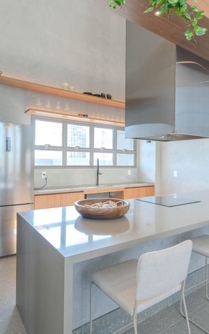 Studio para alugar com 23m², 1 quarto e 1 vaga Studio para alugar com 23m², 1 quarto e 1 vagaÁrea comum - Salão de festas