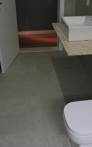 Casa à venda com 210m², 3 quartos e sem vagaBanheiro social
