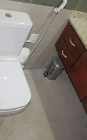 Casa à venda com 210m², 3 quartos e sem vagaLavabo