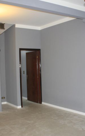 Casa à venda com 210m², 3 quartos e sem vagaSala