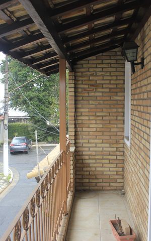 Casa à venda com 210m², 3 quartos e sem vagaVaranda