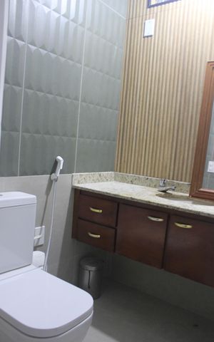Casa à venda com 210m², 3 quartos e sem vagaLavabo