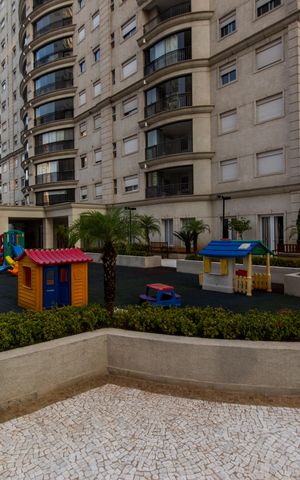 Apartamento para alugar com 74m², 2 quartos e 2 vagasÁrea comum - Playground