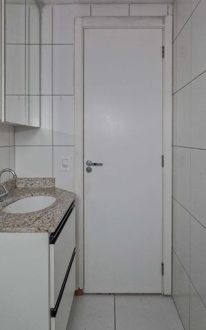 Apartamento à venda com 61m², 2 quartos e 1 vaga Apartamento à venda com 61m², 2 quartos e 1 vagaBanheiro