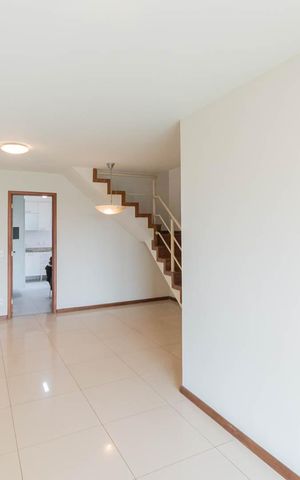 Apartamento à venda com 210m², 3 quartos e 2 vagasSala
