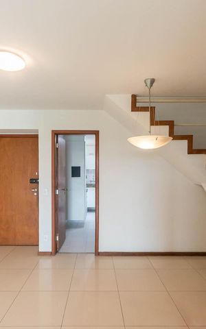 Apartamento à venda com 210m², 3 quartos e 2 vagasSala