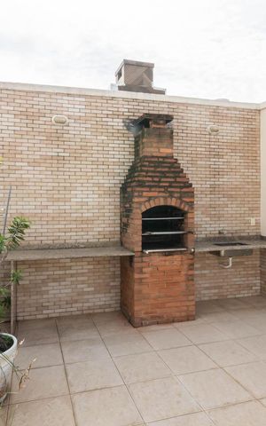 Apartamento à venda com 210m², 3 quartos e 2 vagasCobertura
