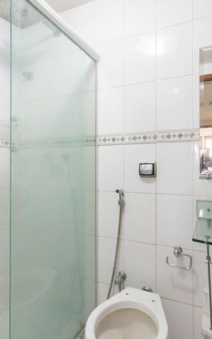Apartamento à venda com 210m², 3 quartos e 2 vagasBanheiro 1