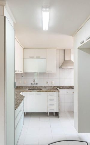 Apartamento à venda com 210m², 3 quartos e 2 vagasCozinha