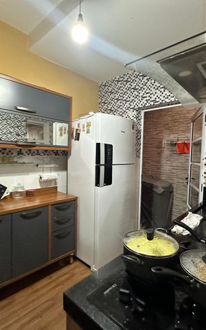 Casa à venda com 110m², 3 quartos e 2 vagas Casa à venda com 110m², 3 quartos e 2 vagasCozinha
