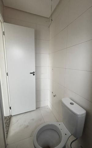 Apartamento para alugar com 60m², 2 quartos e 2 vagas Apartamento para alugar com 60m², 2 quartos e 2 vagasBanheiro da Suíte