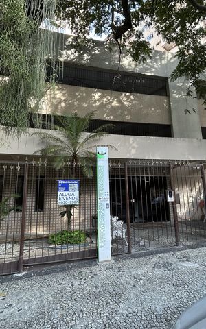 Apartamento à venda com 90m², 3 quartos e 1 vagaFachada + placa