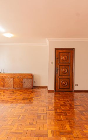 Apartamento para alugar com 150m², 4 quartos e 1 vaga