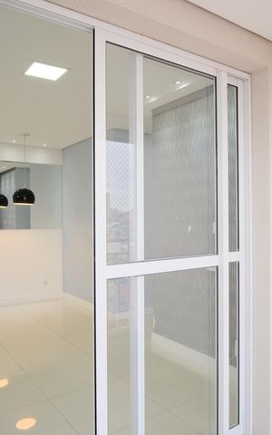 Apartamento à venda com 49m², 2 quartos e 1 vagaVaranda