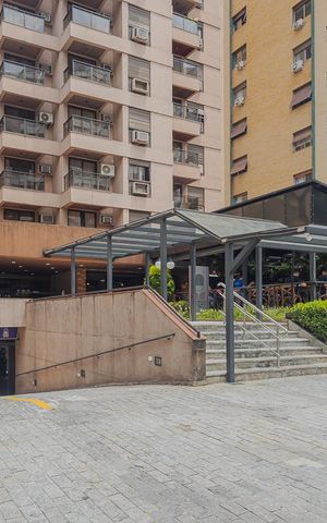 Apartamento à venda com 42m², 1 quarto e 1 vagaFachada