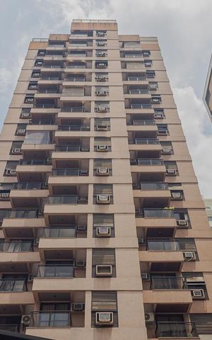 Apartamento à venda com 42m², 1 quarto e 1 vagaFachada