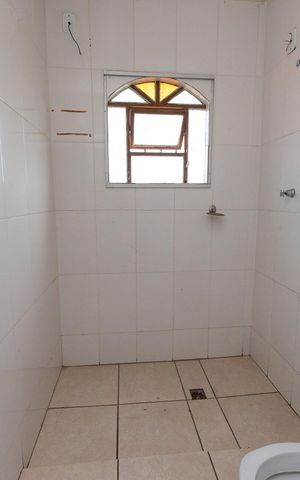 Casa para alugar com 200m², 4 quartos e sem vagaBanheiro
