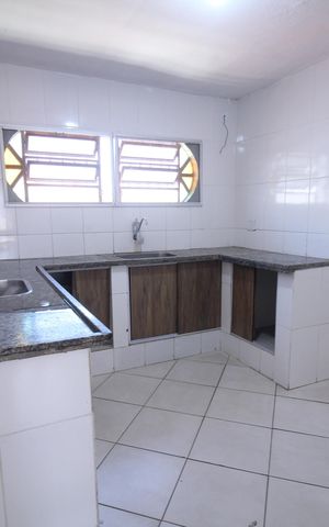 Casa para alugar com 200m², 4 quartos e sem vagaCozinha