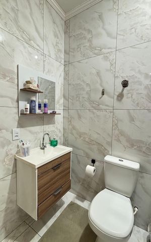 Casa à venda com 125m², 2 quartos e 2 vagasBanheiro