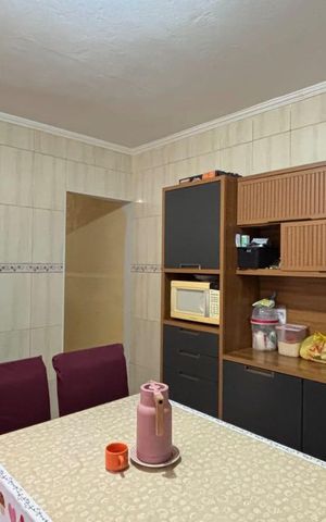 Casa à venda com 125m², 2 quartos e 2 vagasCozinha