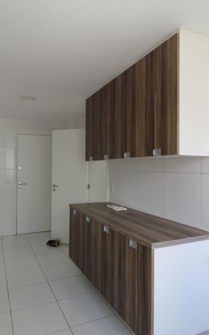 Apartamento à venda com 169m², 4 quartos e 2 vagasCozinha