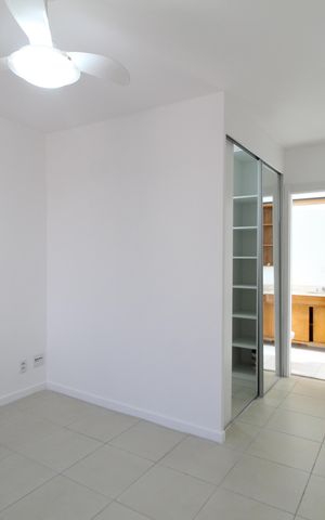 Apartamento à venda com 169m², 4 quartos e 2 vagasSuíte 2