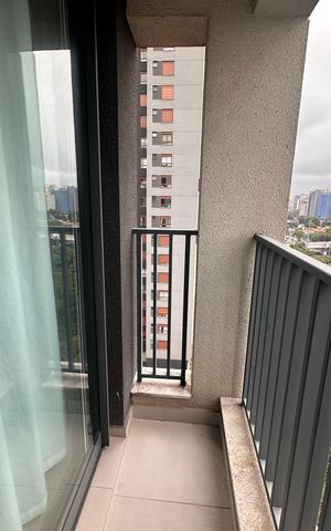 Studio para alugar com 24m², 1 quarto e sem vaga Studio para alugar com 24m², 1 quarto e sem vagaVaranda