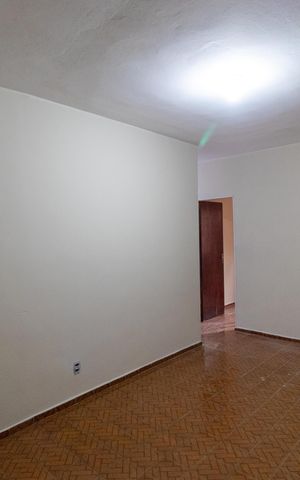 Casa à venda com 250m², 3 quartos e 1 vaga Casa à venda com 250m², 3 quartos e 1 vagaSalas
