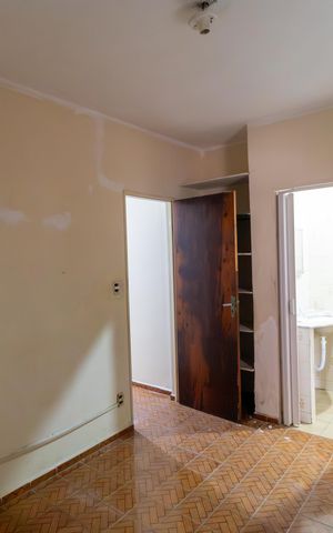 Casa à venda com 250m², 3 quartos e 1 vaga Casa à venda com 250m², 3 quartos e 1 vagaSuíte