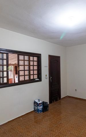 Casa à venda com 250m², 3 quartos e 1 vaga Casa à venda com 250m², 3 quartos e 1 vagaSalas