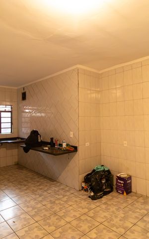 Casa à venda com 250m², 3 quartos e 1 vaga Casa à venda com 250m², 3 quartos e 1 vagaCozinha