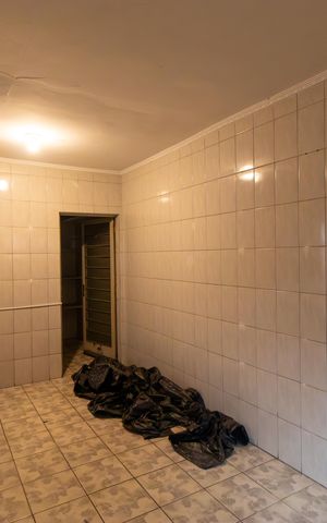 Casa à venda com 250m², 3 quartos e 1 vaga Casa à venda com 250m², 3 quartos e 1 vagaCozinha