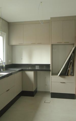 Casa à venda com 250m², 3 quartos e 5 vagasCozinha 