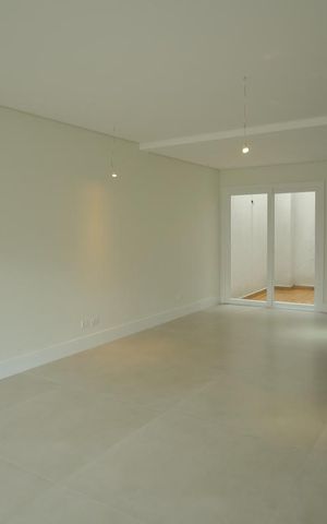 Casa à venda com 250m², 3 quartos e 5 vagasSala