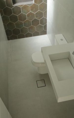 Casa à venda com 250m², 3 quartos e 5 vagasBanheiro Suíte 2 