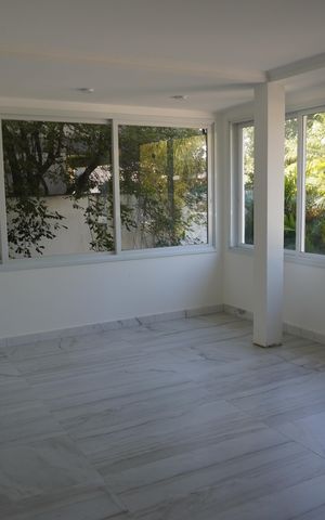 Casa de condomínio à venda com 450m², 2 quartos e 2 vagasSala