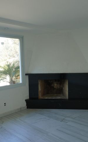Casa de condomínio à venda com 450m², 2 quartos e 2 vagasSala