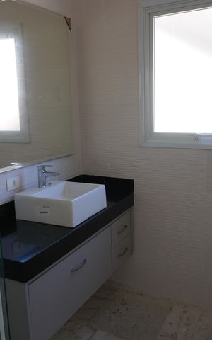 Casa de condomínio à venda com 450m², 2 quartos e 2 vagasBanheiro da Suíte 1