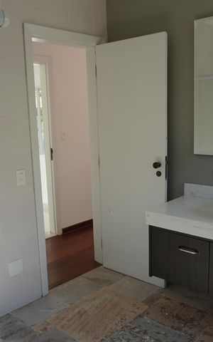 Casa de condomínio à venda com 450m², 2 quartos e 2 vagasBanheiro da Suíte 3