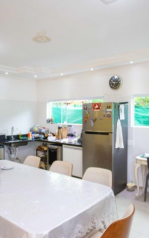 Casa à venda com 650m², 4 quartos e 4 vagasCozinha Casa 1