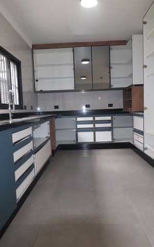 Casa à venda com 210m², 3 quartos e 3 vagasCozinha