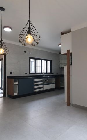 Casa à venda com 210m², 3 quartos e 3 vagasCozinha