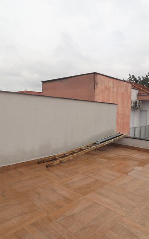 Casa à venda com 210m², 3 quartos e 3 vagasLaje