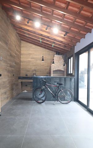 Casa à venda com 210m², 3 quartos e 3 vagasEspaço Gourmet
