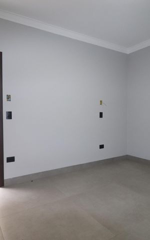 Casa à venda com 210m², 3 quartos e 3 vagasQuarto 2 suíte